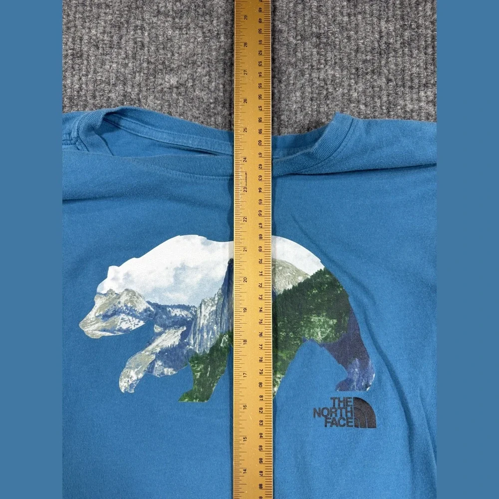 The North Face Mens Blue Bear Mountain Graphic T-Shirt Size Medium Yosemite M